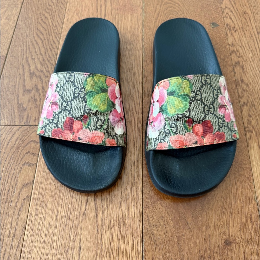 Gucci GG Blooms Supreme Floral Slide Sandals